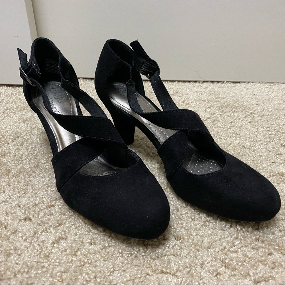 Dexflex Comfort Elegant Black Heels Size 8